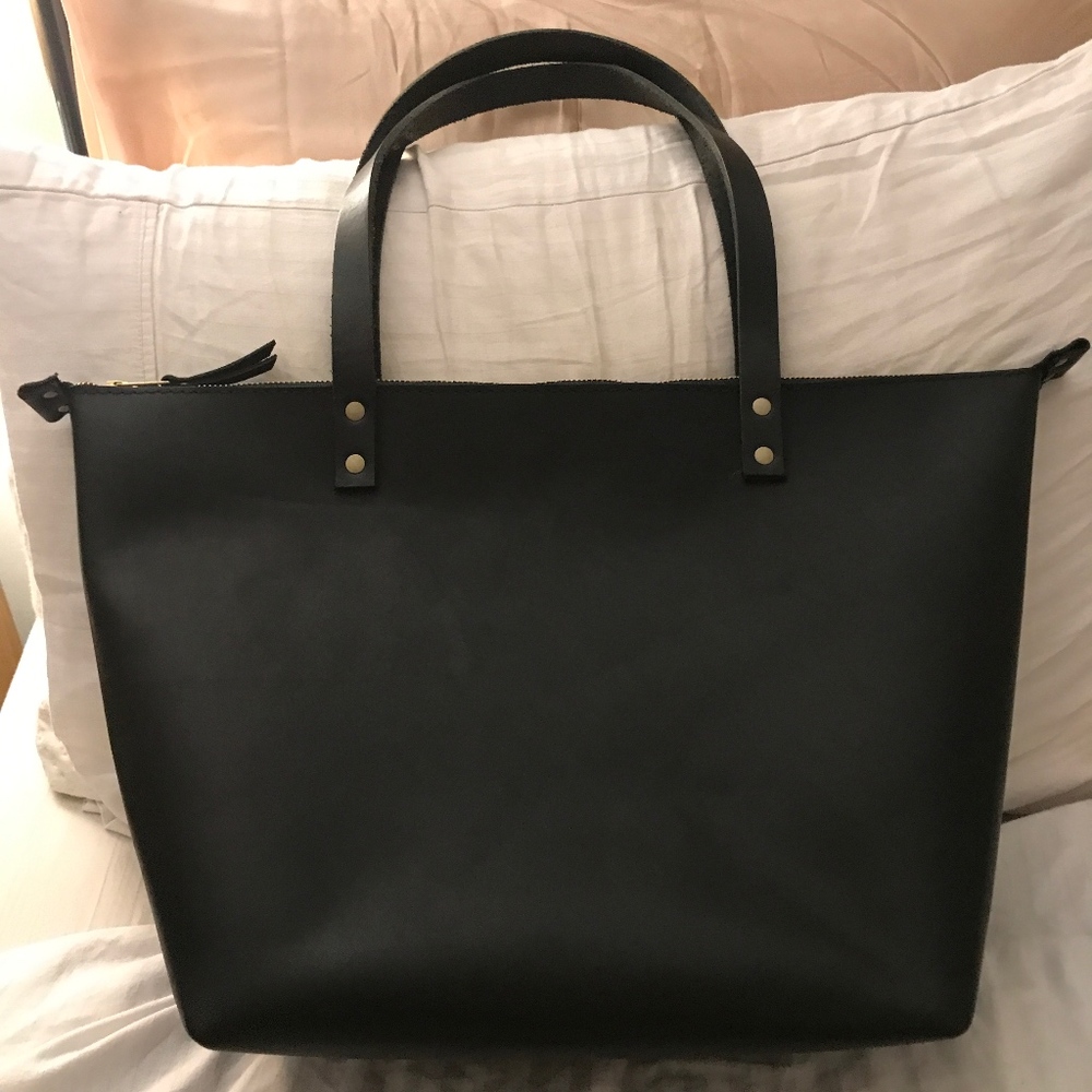 Portland Leather Goods Large Zipper Tote; Black